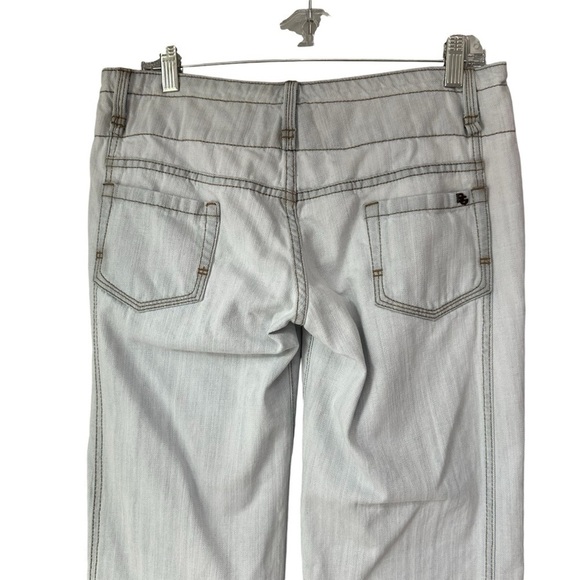 BCBGeneration Vintage 90s Light Denim Wide Leg Flare Jeans, 28 - Picture 7 of 13